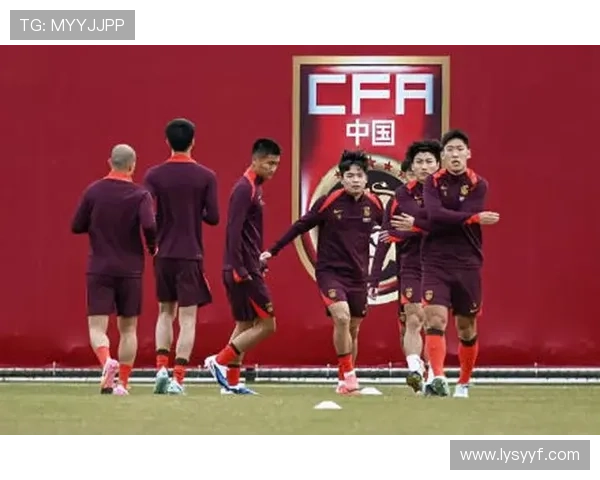 [国足]朱鹏宇劲射洞穿球门 中国队扩大比分.